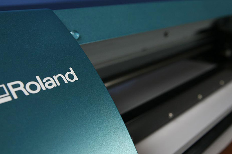 High-Quality Roland BN-20 Desktop Inkjet Printer & Cutter